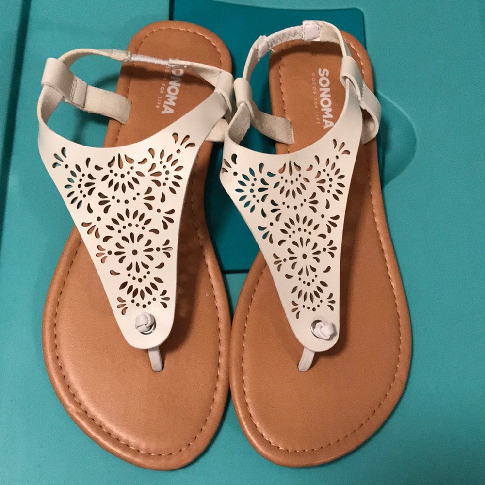 Women’s sandals